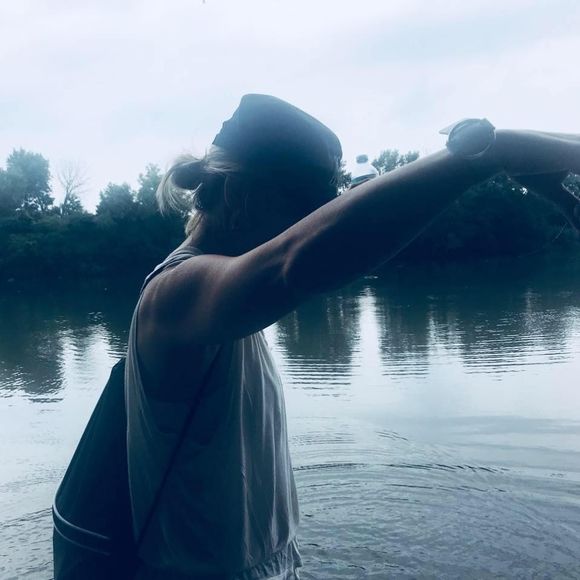 Meet your Posher, Michele - Picture 1 of 4